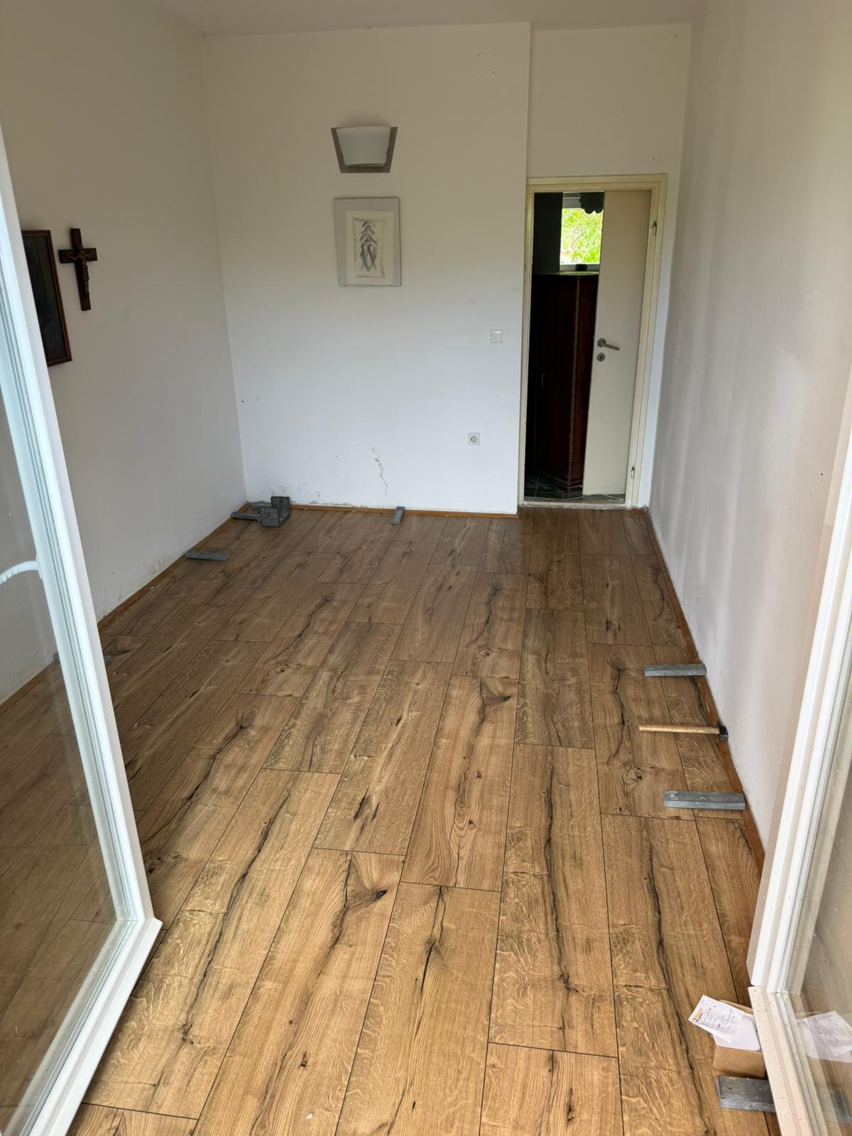 Moderni i vodootporni vinil podovi LVT